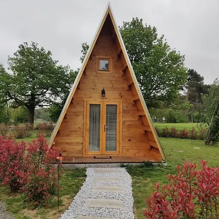 אוהל מפואר Tipi Cheynne Des Monteaux Vivy