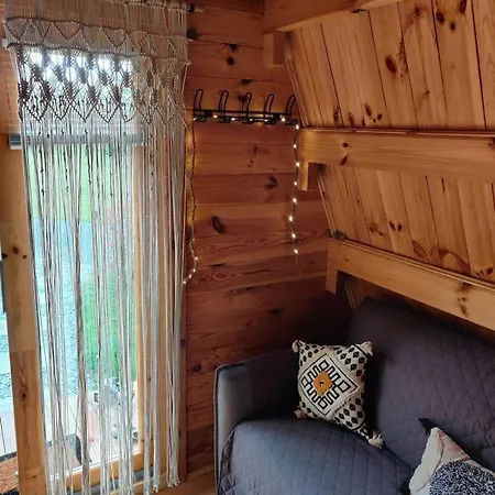 Tipi Cheynne Des Monteaux Vivy